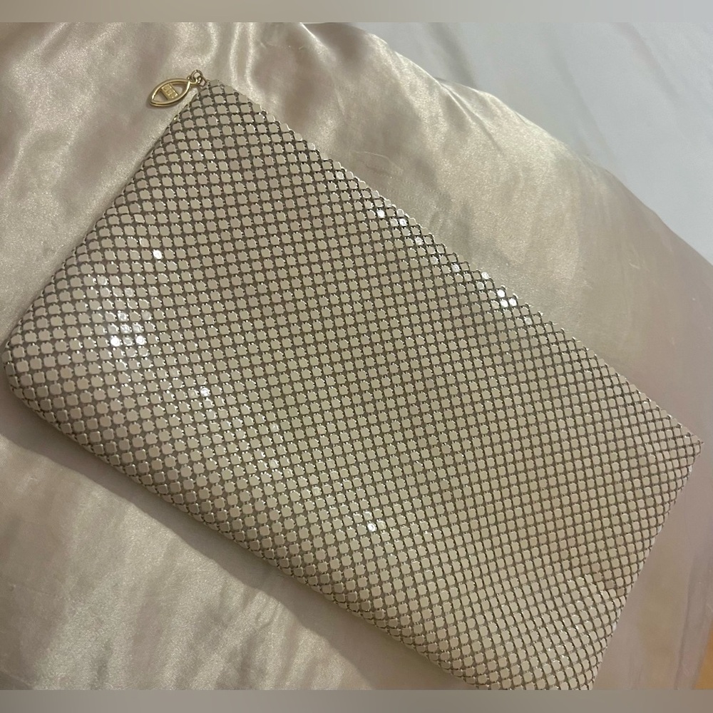 Elegant Cream Clutch/Crossbody Bag